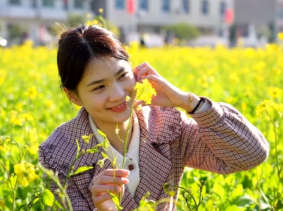 吉安峡江：油菜花开 春意渐浓