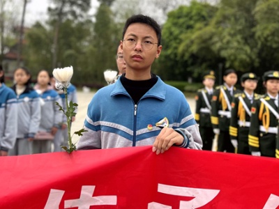 吉安吉州：哀思浓浓漫陵园 敬意深深怀先烈