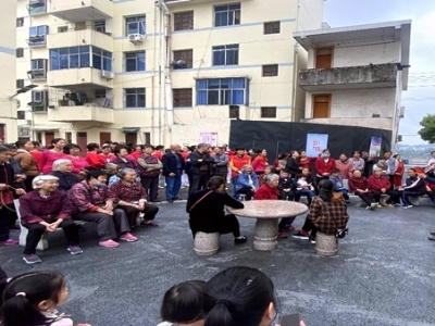吉安万安：坚持以居民为中心 “红管家”让社区治理更有温度