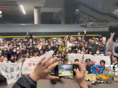 社会传真20230424 “特种兵式旅游” 需量力而“行”