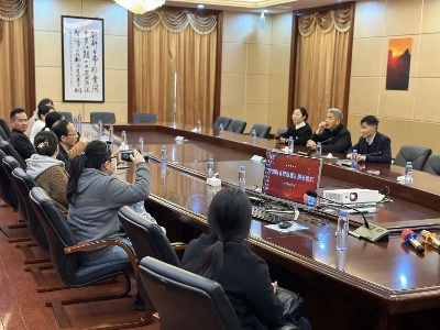 吉安市政协五届三十二次主席会议召开 刘兰芳主持并讲话