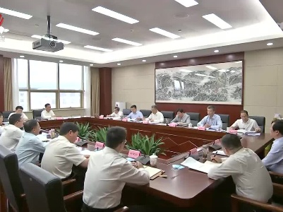 罗小云与11个设区市党委政法委书记开展集体政治谈话