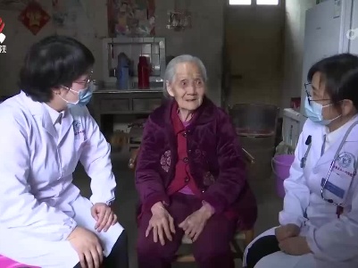 弘扬南丁格尔精神 守护百姓健康