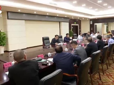 罗小云在上饶调研优化法治化营商环境工作