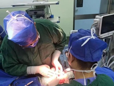 4岁女童患肾母细胞瘤，江西省儿童医院紧急手术