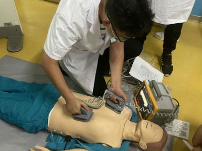 南昌市第一医院医学影像科开展碘过敏反应急救预案演练