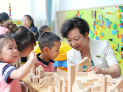 胡雪梅：用心用情办好人民满意教育 让孩子们自信快乐成长 