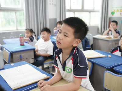 景德镇市妇幼保健院：助力青少年近视防控 眼健康科普讲座进校园