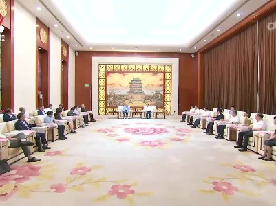 “才聚江西·智荟赣鄱”——中医药强省论坛举行 尹弘叶建春会见出席论坛的院士专家和企业家代表
