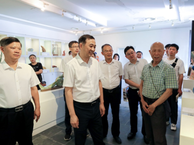 刘锋：精心呵护历史文脉守住发展根基 着力对内升级改造向外开拓空间 