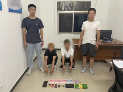 上饶两男子一夜疯狂砸车盗窃10余起 信州公安8小时火速破案