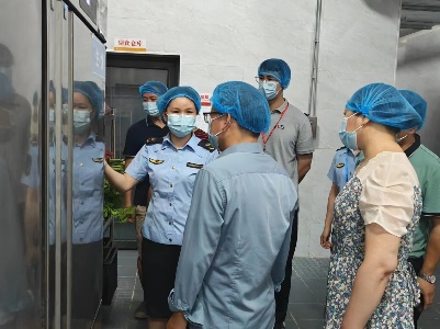【三比三争】宜春市袁州区：食品安全“你点我检”进校园 共享食安新环境