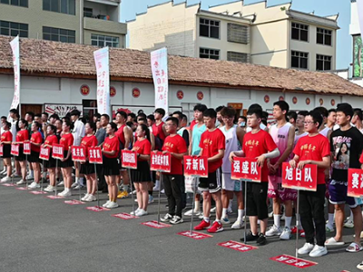 九江：赛湖街道“朋友同心杯”暨第五届全民健身 篮球邀请赛盛大开幕