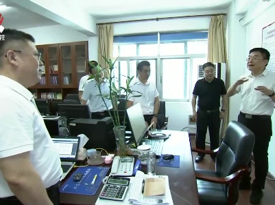 梁桂在省农业农村厅调研