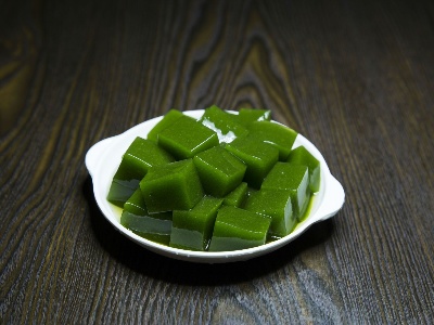江西浮梁：树叶做豆腐 清凉又祛暑