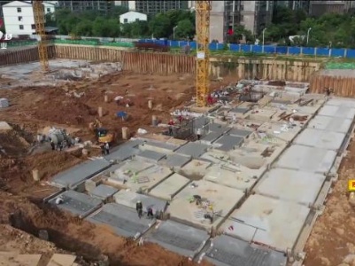 新闻晚高峰20230827