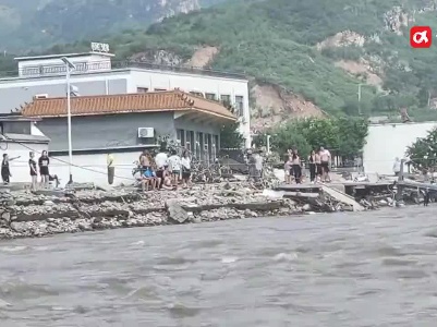 转战涞水 江西救援力量用无人机给村民送物资