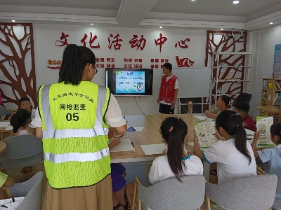 【三比三争】宜春市袁州区凤凰街道：禁毒宣讲进社区 护航儿童助成长