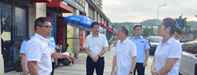 上饶市广丰区市场监督管理局对上饶卫校周边食品安全进行专项整治