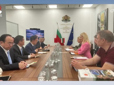 叶建春率江西省代表团结束在保加利亚和爱尔兰的考察访问
