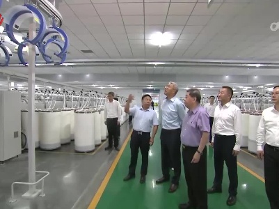 尹弘在九江调研时强调 充分发挥特色优势大力实施产业升级战略 为经济高质量发展打造新引擎培育新动能