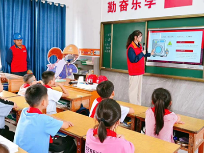 江西萍乡：电力知识进校园 上好“安全第一课”