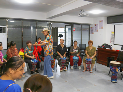 非同凡响 鼓动人心 萍乡丹江街开展非洲鼓教学体验活动