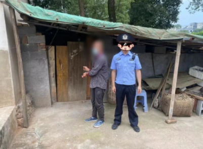 上饶一男子疯狂盗窃鸡鸭被抓 获村民好评
