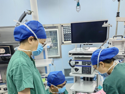 重医儿院江西医院成功开展局麻下支气管镜治疗为患儿解难题