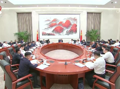 尹弘主持召开设区市市委书记座谈会时强调 坚定信心 保持定力 精准施策 加压奋进 坚决打好全年收官之战加快推动高质量发展 叶建春吴忠琼出席