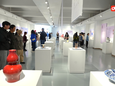 科技助力文物保护  景德镇陶瓷大学考古文博学院首届修复成果展开幕