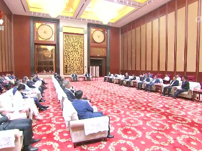 尹弘会见上海长三角科促会会长王志雄一行