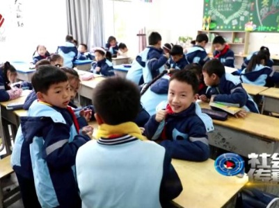 社会传真20231118 打造多元空间 尽享多彩课间