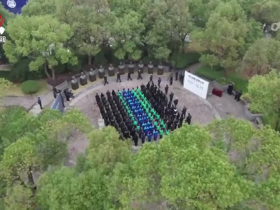南京大屠杀死难者国家公祭日：不忘历史 珍爱和平