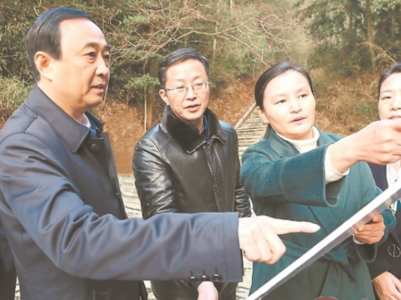 刘锋在珠山区调研文旅项目建设