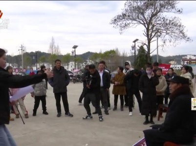 【新春走基层·赣味中国年】詹东华：为村民定格幸福