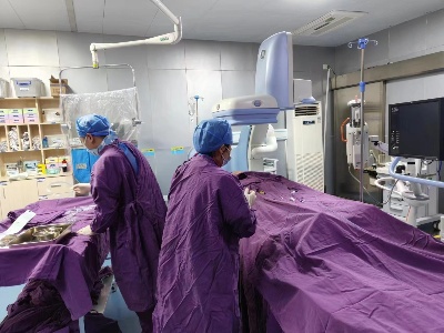 步入微创时代——宜春市第二人民医院开展首例肝癌介入栓塞术(TACE)