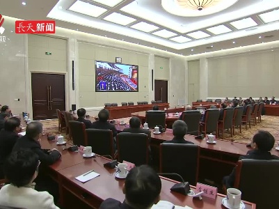 【两会时光】江西各地干部群众热切关注全国两会