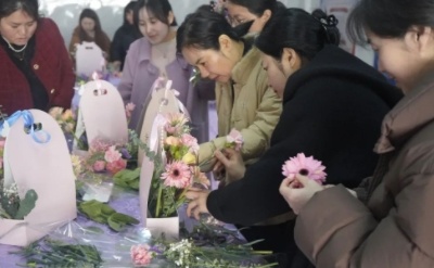 上饶市玉投集团开展庆“三八”妇女节女子趣味运动会