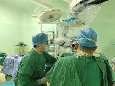 “利刃出鞘”——景德镇市第三人民医院神经外科团队成功完成首例脑动静脉畸形切除术