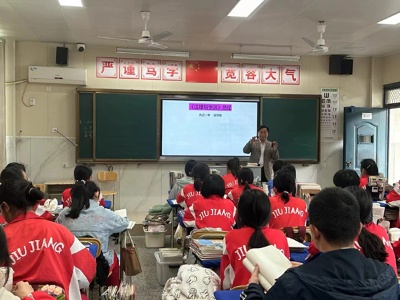 九江一中谈华楼老师一行到九江外国语学校开展送课交流活动