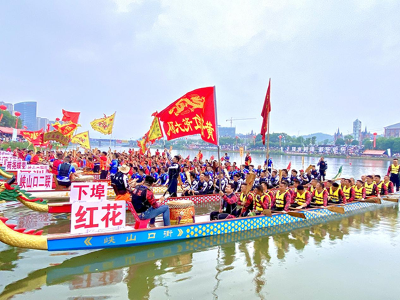 萍乡湘东：龙舟竞渡扬碧浪 百舸争流展新姿