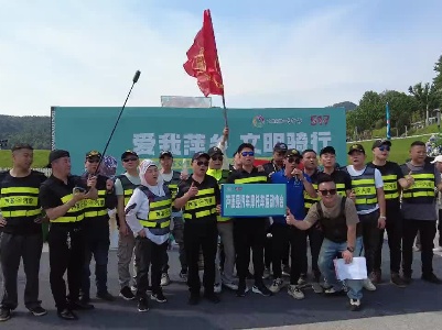 江西萍乡：百名摩友“骑”聚一堂 共倡文明出行