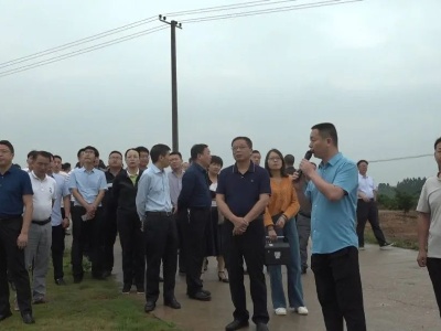跟着百人队伍，一起去新干这些扶贫点看看！
