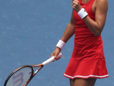 网球综合：中国队提前实现女单五连冠 