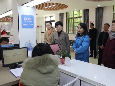 吴艳玲到我县调研