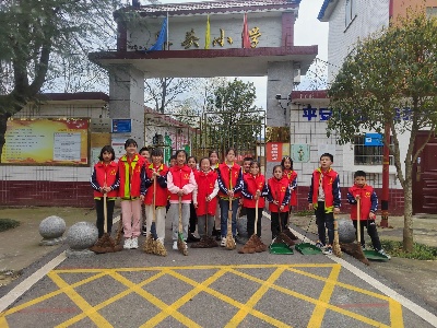 三月雷锋行，精神永流传！东桥镇界头小学开展学雷锋实践活动