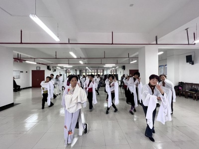 江西九江：学唱戏曲！这群老年人生活越唱越“有戏”