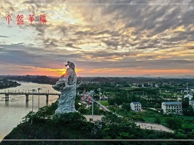 航拍雨后铅山河口的落日余晖，古城新景