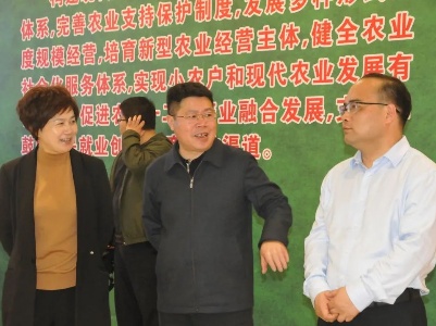 德兴市党政代表团来铅考察学习